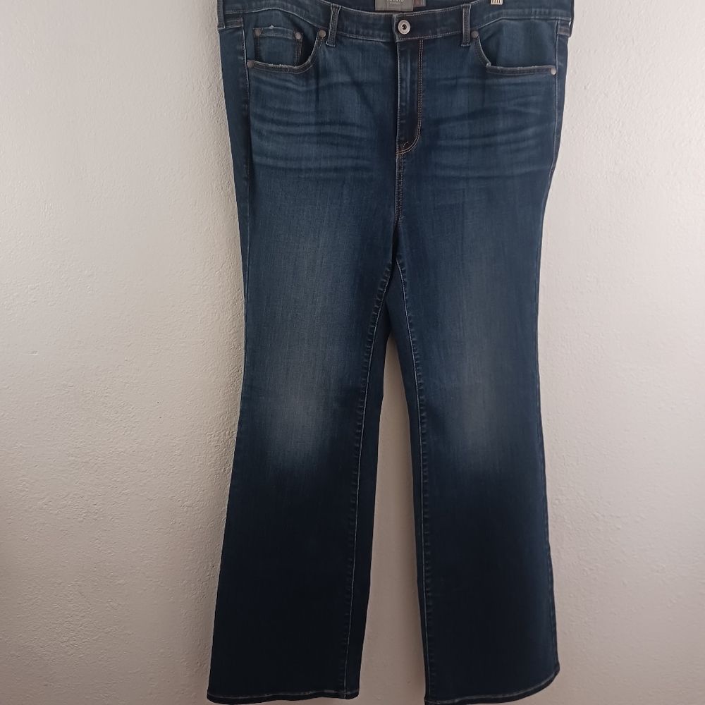 Torrid high rise super soft blue jeans size 18T